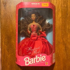 ✨ Vintage 1992 Radiant in Red Barbie Doll ~ Toys R Us Special Edition ~ NRFB✨